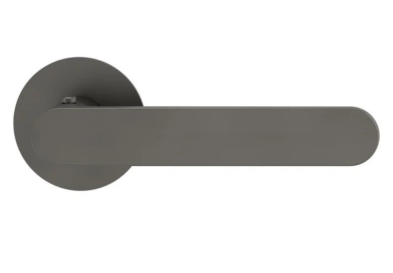 Griffwerk GK - Avus Piatta S - R - S2L mit Verriegelung - Griffe auf runden Rosetten