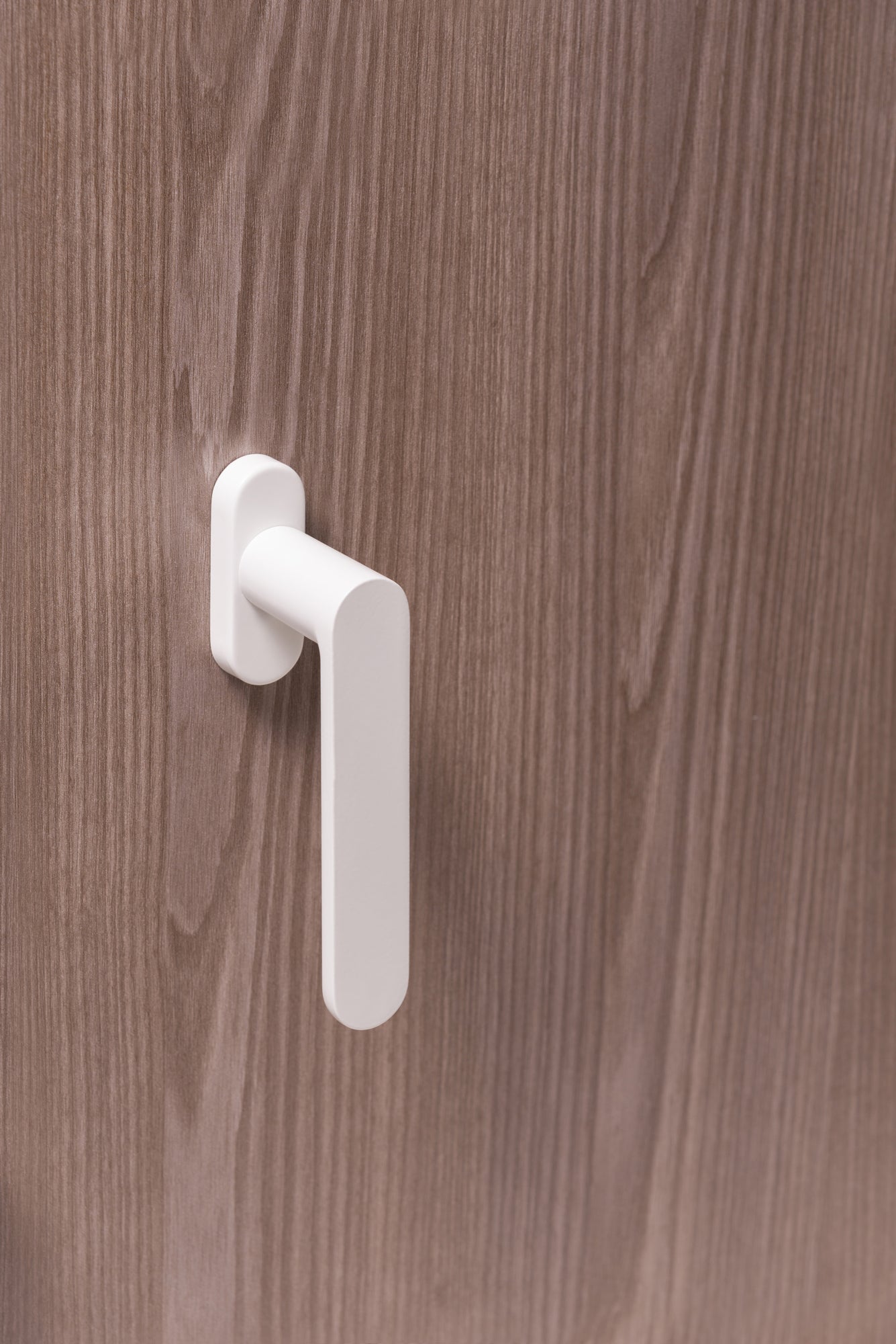 BORING - VERUM ITALY VM - DK - PURE - R - Ovale Griffe für Euro-Fenster.
