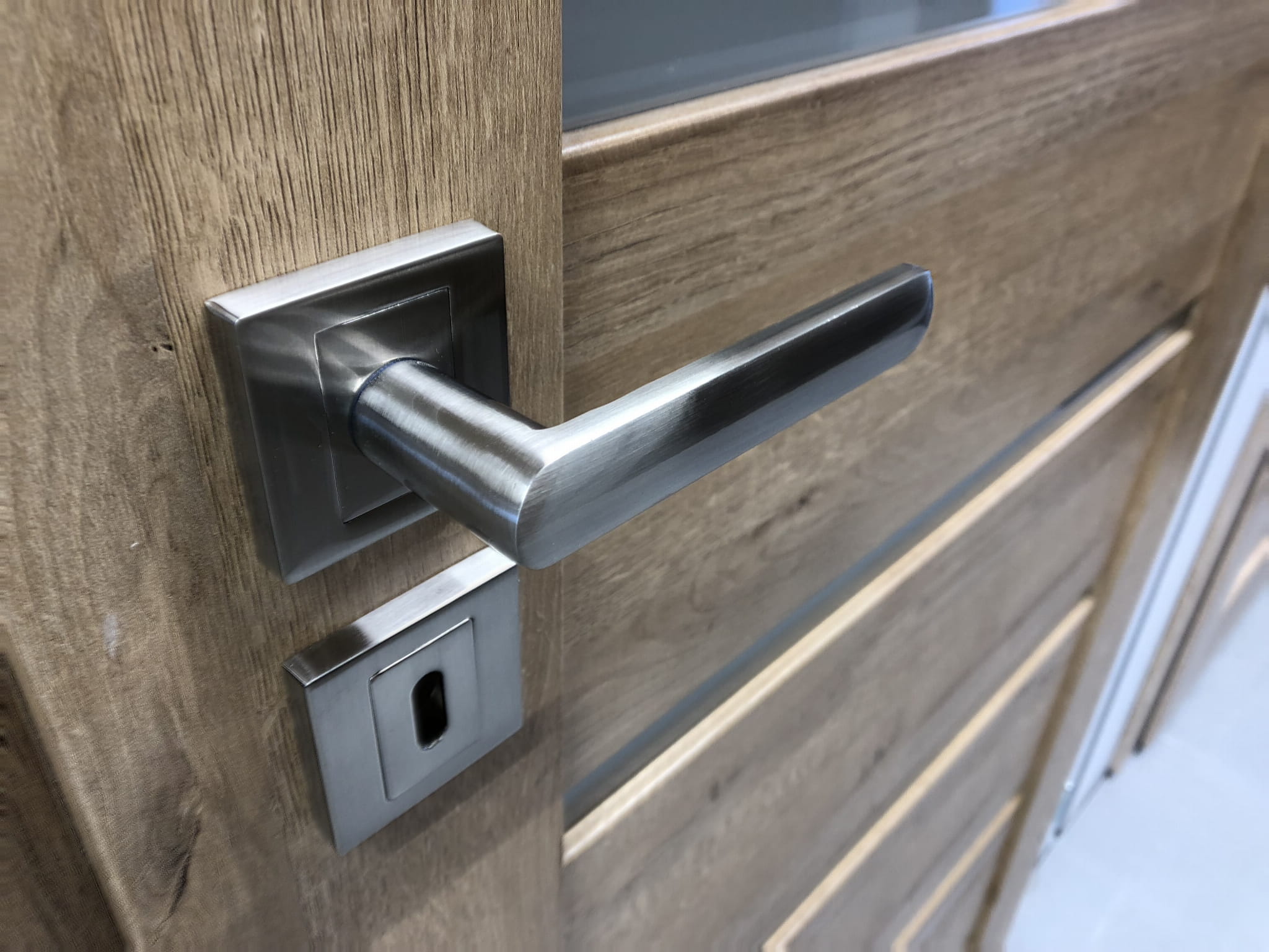 Infinity Line TORINO KTR 300 Satin - Türgriff auf quadratischer Rosette