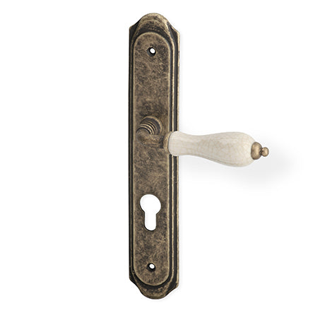 Antik Türgriff auf einer Rückplatte - matte Bronze-/Porzellan-Patina
