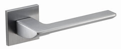 Astra FIT chrom matt KSA M700 - Türgriff auf quadratischer Rosette