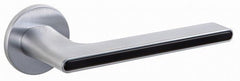 Infinity Line FERRARA KFRA S O M700/B00 Mattt Chrom/Schwarz - Türgriff auf runder Rosette