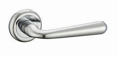 Infinity Line Lea Kle 700 Chrom - Türgriff auf runder Rosette