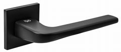 Infinity Line Solo KSO schwarz B00 - Türgriff auf quadratischer Rosette